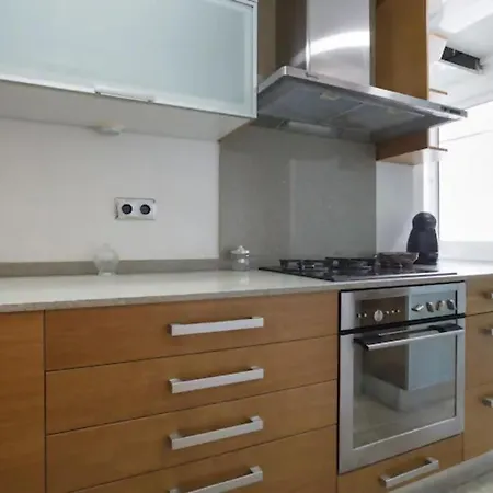 Playa Con Piscina Parking Y 2 Habitac * 卡斯特尔德费尔斯